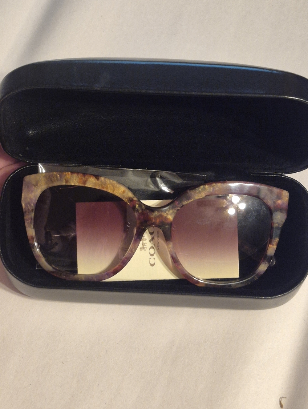 CoachTortoiseshell Sunglasses NWOT - Picture 10 of 11